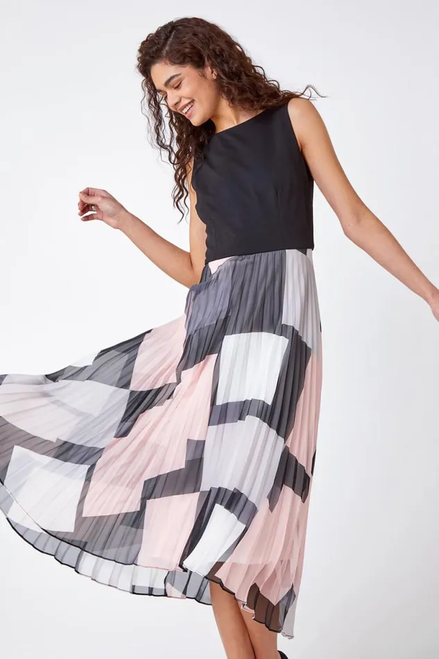 Black Fit And Flare Pleated Chiffon Midi Dress Women Roman Dresses