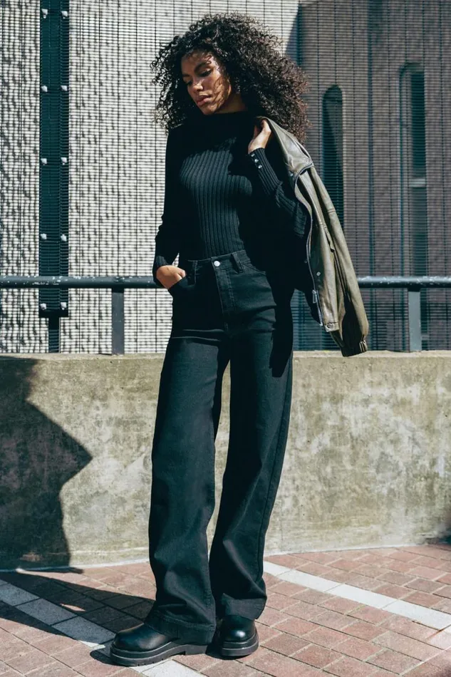 Black Ribbed Turtle Neck Jumper Women Roman Knitwear