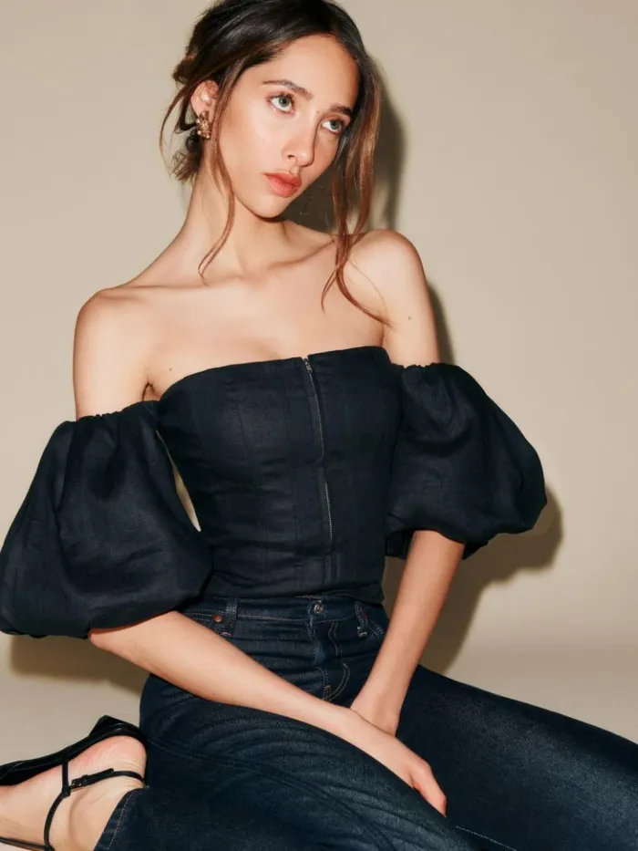 Clothing The Reformation Thayer Top Black
