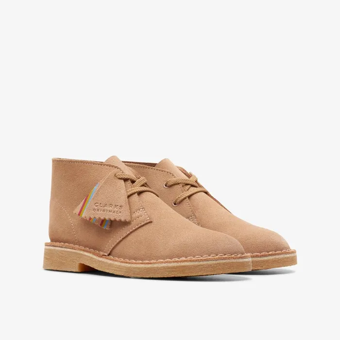 Desert Boot Older Warm Beige Suede Kids Clarks Originals