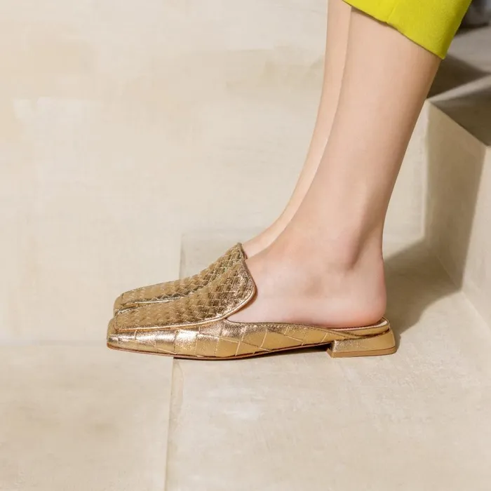 Donald Pliner Casual STANI Gold 8211 Women