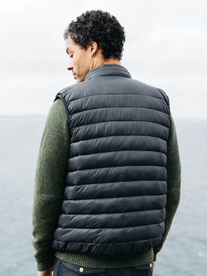 Finisterre Jackets and Coats Men Nimbus Insulated Vest Black