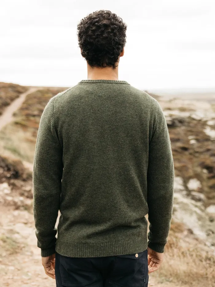 Finisterre Knitwear Men Cavan Pocket Knit Sweater Olive