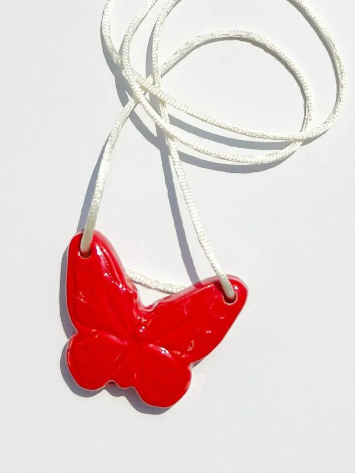 Jewelry Shop Lisa Says Gah Ceramic Butterfly Necklace