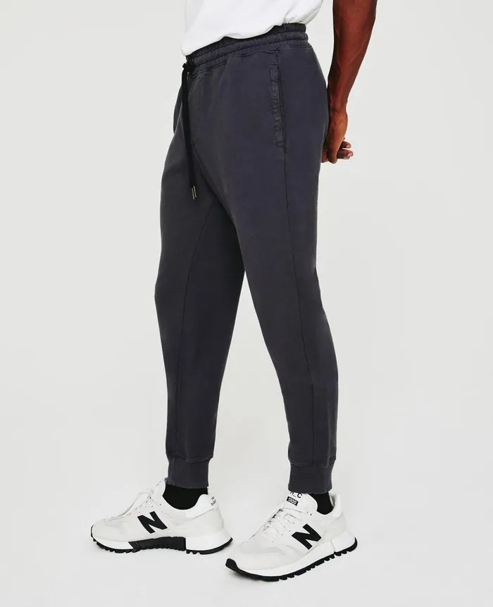 Kenji Sweatpant Ink Stone Men AG Jeans Sweatpants Kenji Sweatpant Ink Stone Men AG Jeans Sweatpants