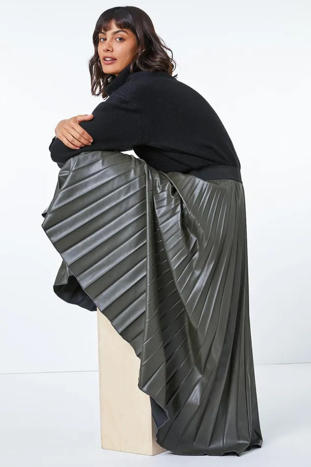 Khaki Faux Leather Pleated Elastic Waist Maxi Skirt Women Roman Skirts