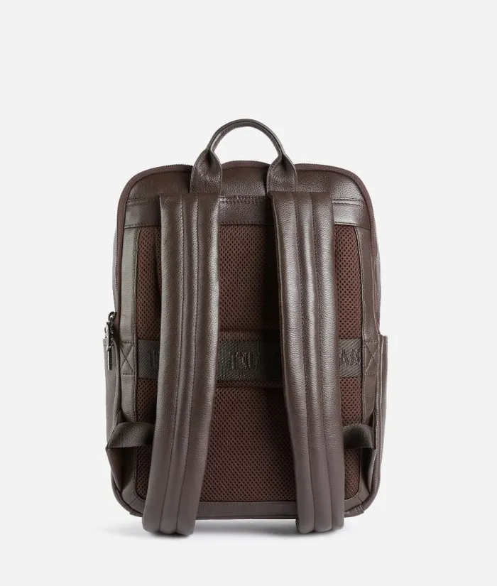 Man Backpacks and Belt Bags Alviero Martini Beta Leather Medium Computer Backpack Dark Brown