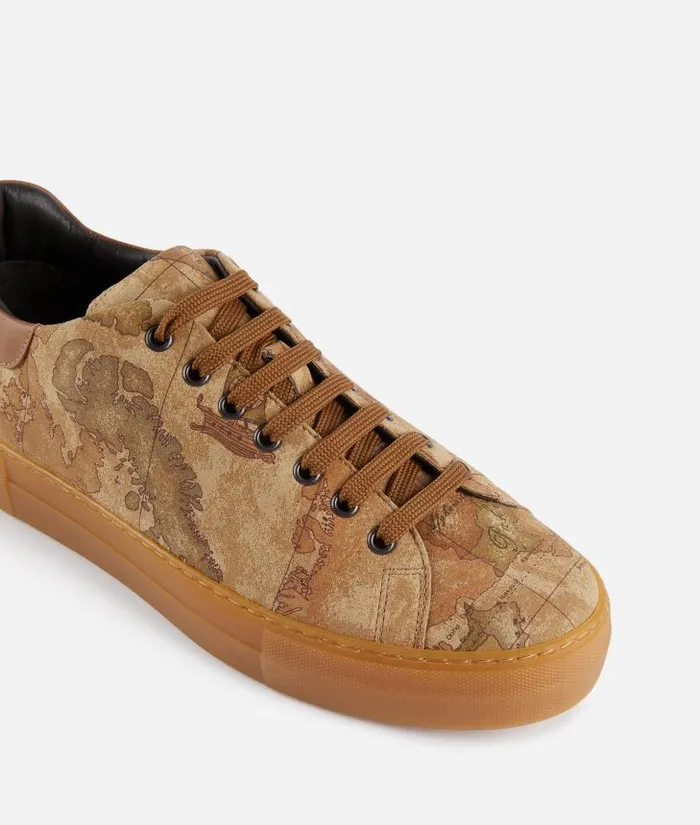 Man Sneakers and Ankle Boots Alviero Martini Faux Nubuck Sneakers With Geo Classic Print