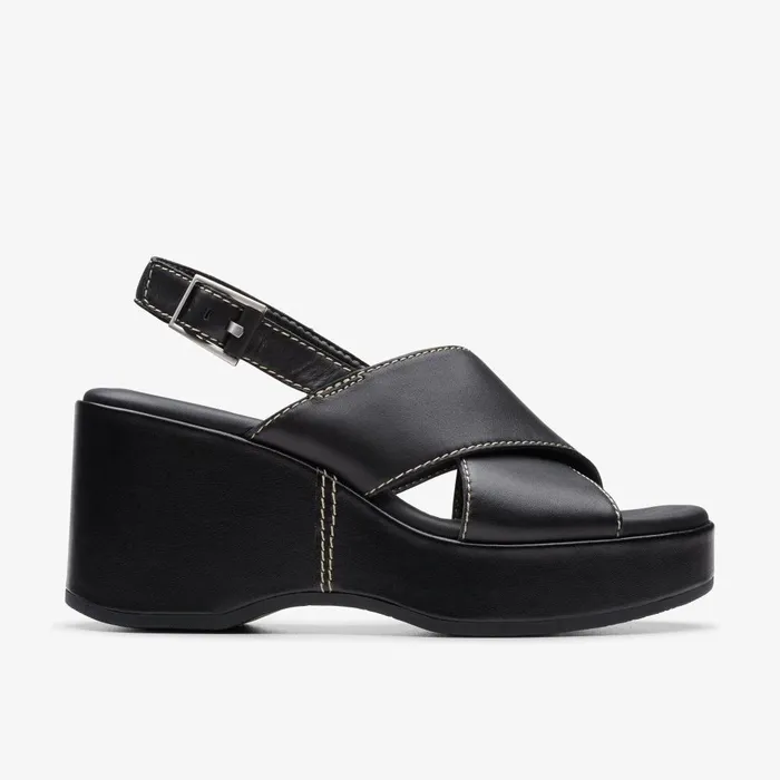 Manon Wish Black Leather Women Clarks Sandals and Flip Flops