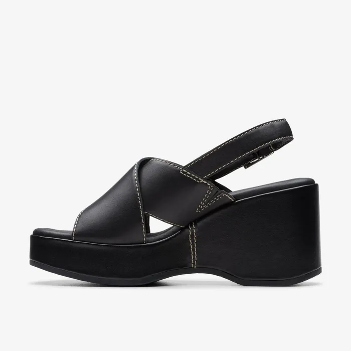 Manon Wish Black Leather Women Clarks Sandals and Flip Flops