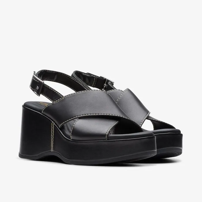 Manon Wish Black Leather Women Clarks Sandals and Flip Flops