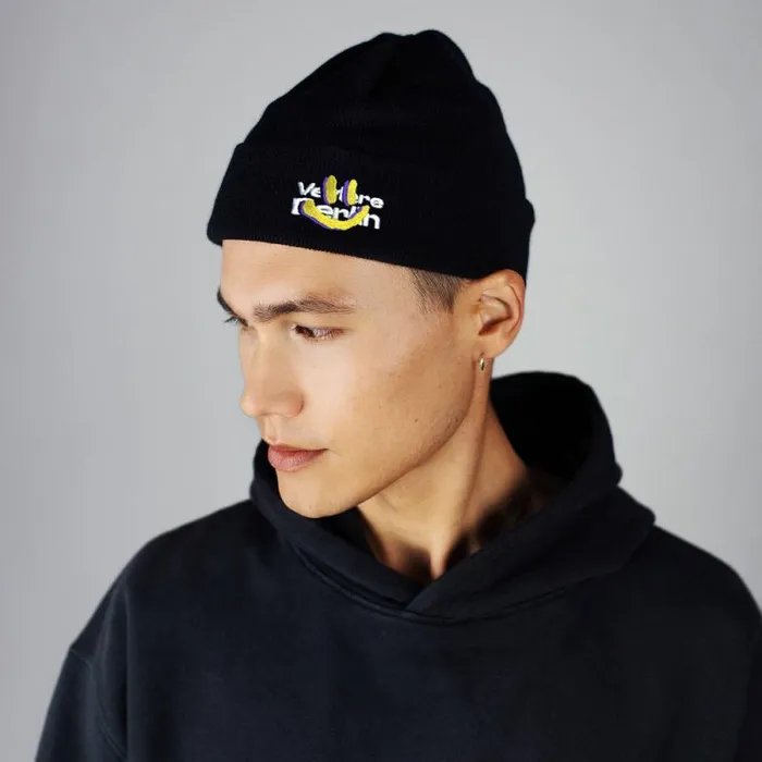 MenWomen BEANIES CAPS and SCARVES Vertere Berlin SHORT MERINO BEANIE SMILE FOR ME 8211 BLACK