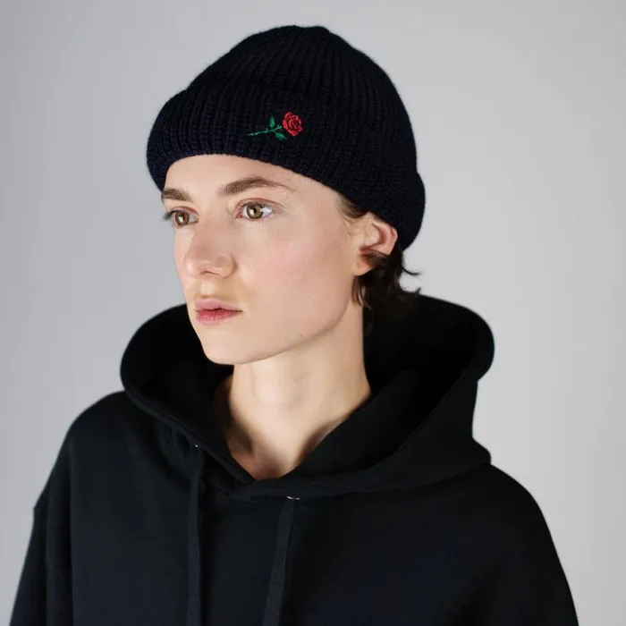 MenWomen BEANIES CAPS and SCARVES Vertere Berlin SHORT WOOL BEANIE ROSE EMBROIDERY 8211 NAVY