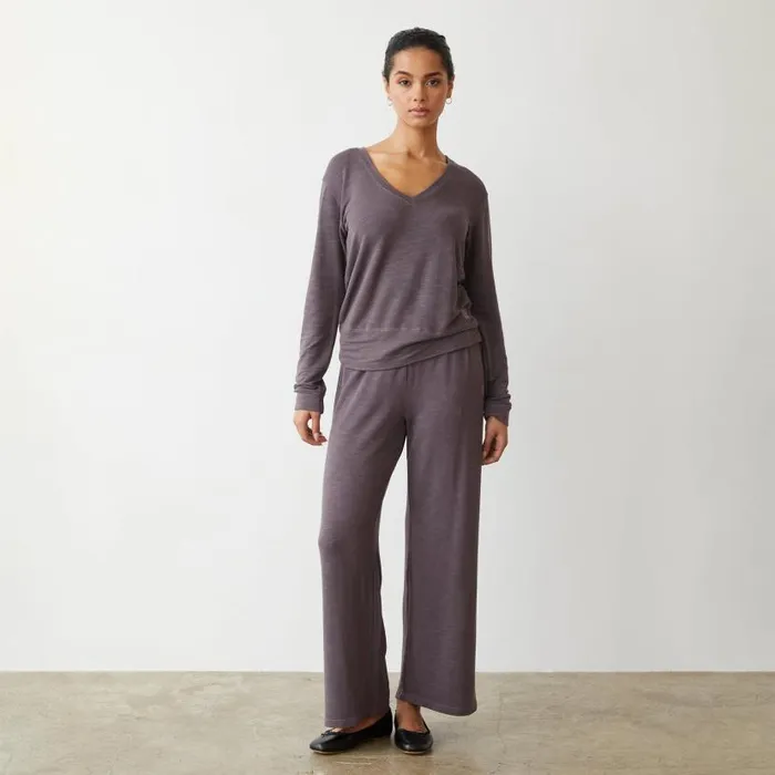 MONROW Long Sleeve Supersoft V Neck Long Sleeve 8211 Women MONROW Long Sleeve Supersoft V Neck Long Sleeve 8211 Women