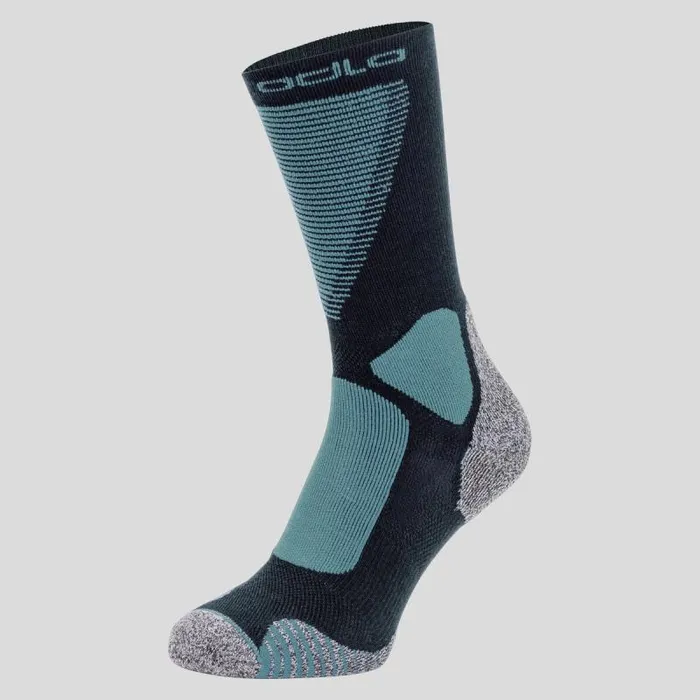 Odlo Socks The Active Warm CrossCountry Unisex Crew Socks Dark Sapphire 8211 Provincial Blue 8211 WomenMen