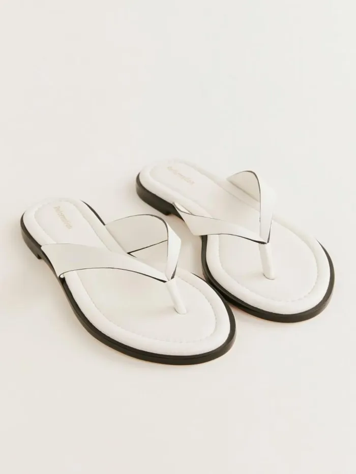 Shoes The Reformation Jessie Thong Sandal Whiteblack