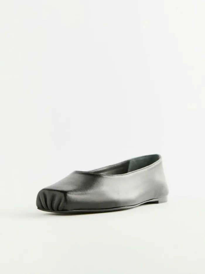 Shoes The Reformation Mikayla Ballet Flat Black Leather