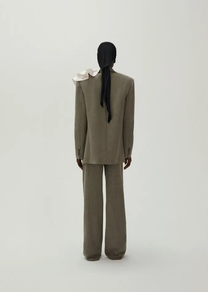 Shop Magda Butrym Tailoring And Suits Wideleg Twill Trousers In Beige Shop Magda Butrym Tailoring And Suits Wideleg Twill Trousers In Beige