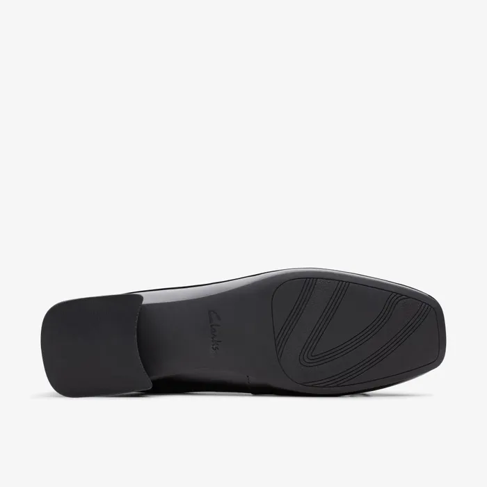 Ubree 15 Step Black Patent Women Clarks Flats
