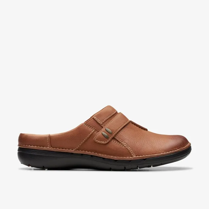 Un Loop Ease Dark Tan Leather Women Clarks Clogs and Mules