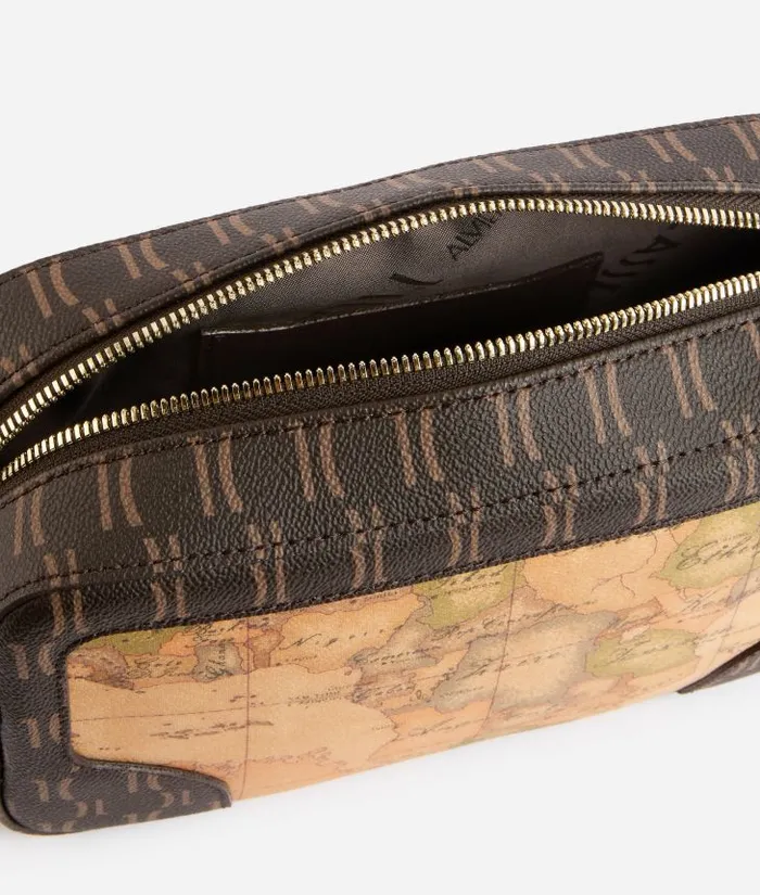 Woman Crossbody Bags Alviero Martini Geo Iconic Mix Small Reporter Crossbody Bag Chocolate