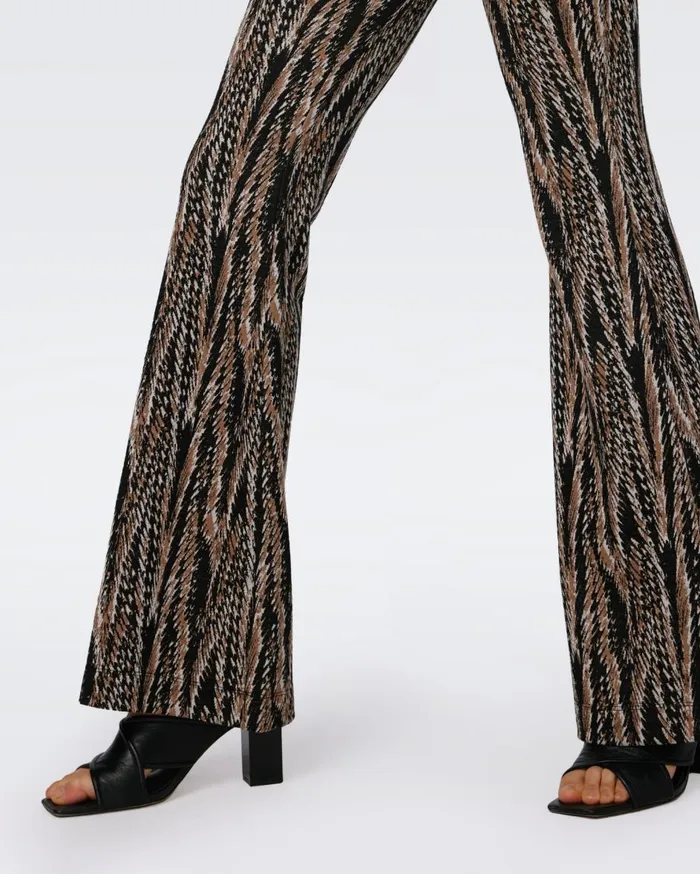 Women Burano Jacquard Pants Tiny Feather Boa DVF Pants and Shorts
