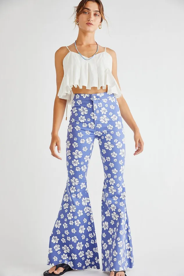 Women Jeans Free People Just Float On Printed Flare Jeans Blue Hawaii Combo
