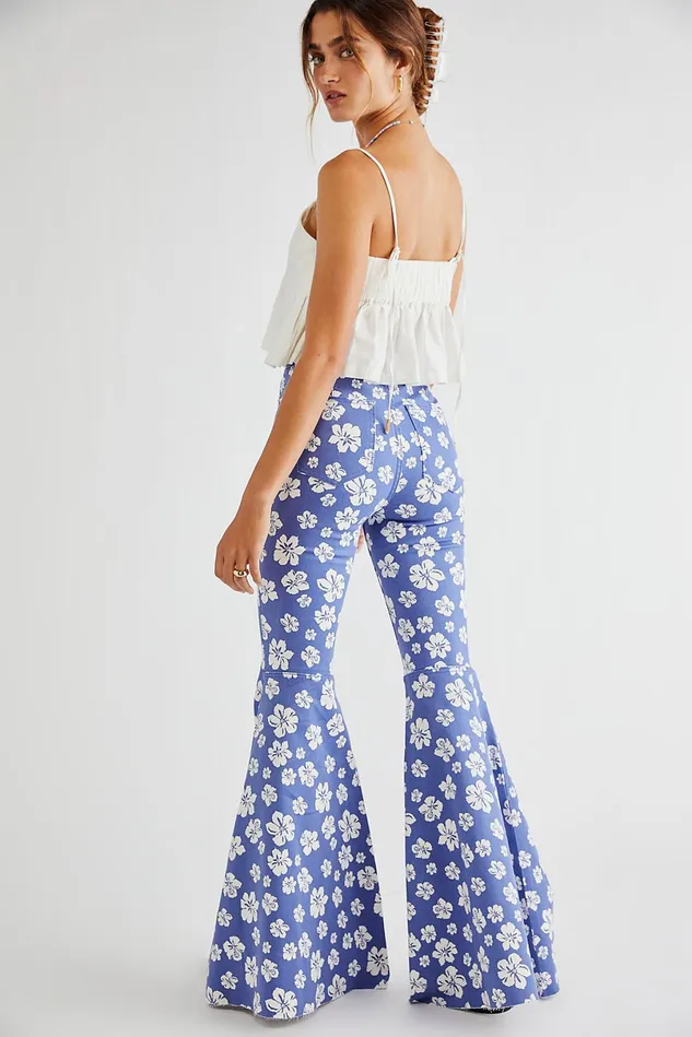 Women Jeans Free People Just Float On Printed Flare Jeans Blue Hawaii Combo