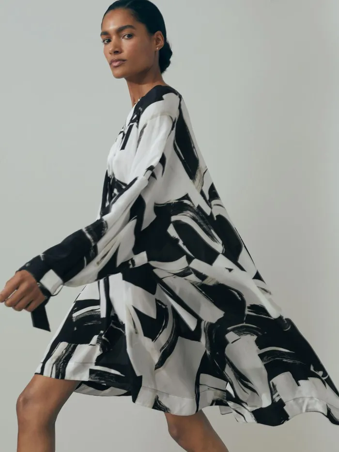 Women Reiss Dresses Italian Cape Sleeve Mini Dress Whiteblack