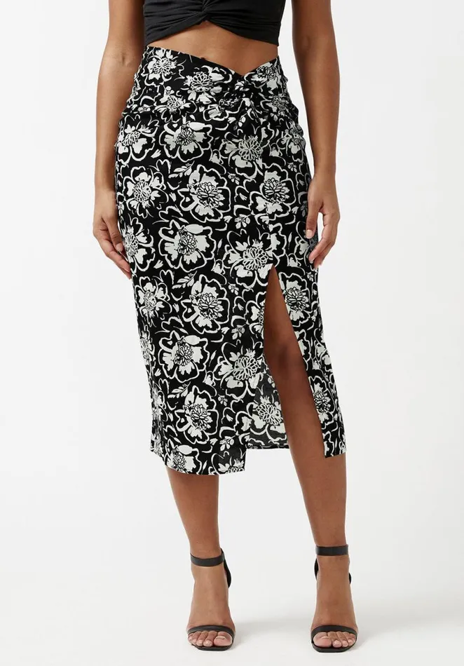 Women Salome Black And Cream Flower Print TwistFront Skirt Black Cream Flwr Buffalo David Bitton Shorts and Skirts Women Salome Black And Cream Flower Print TwistFront Skirt Black Cream Flwr Buffalo David Bitton Shorts and Skirts